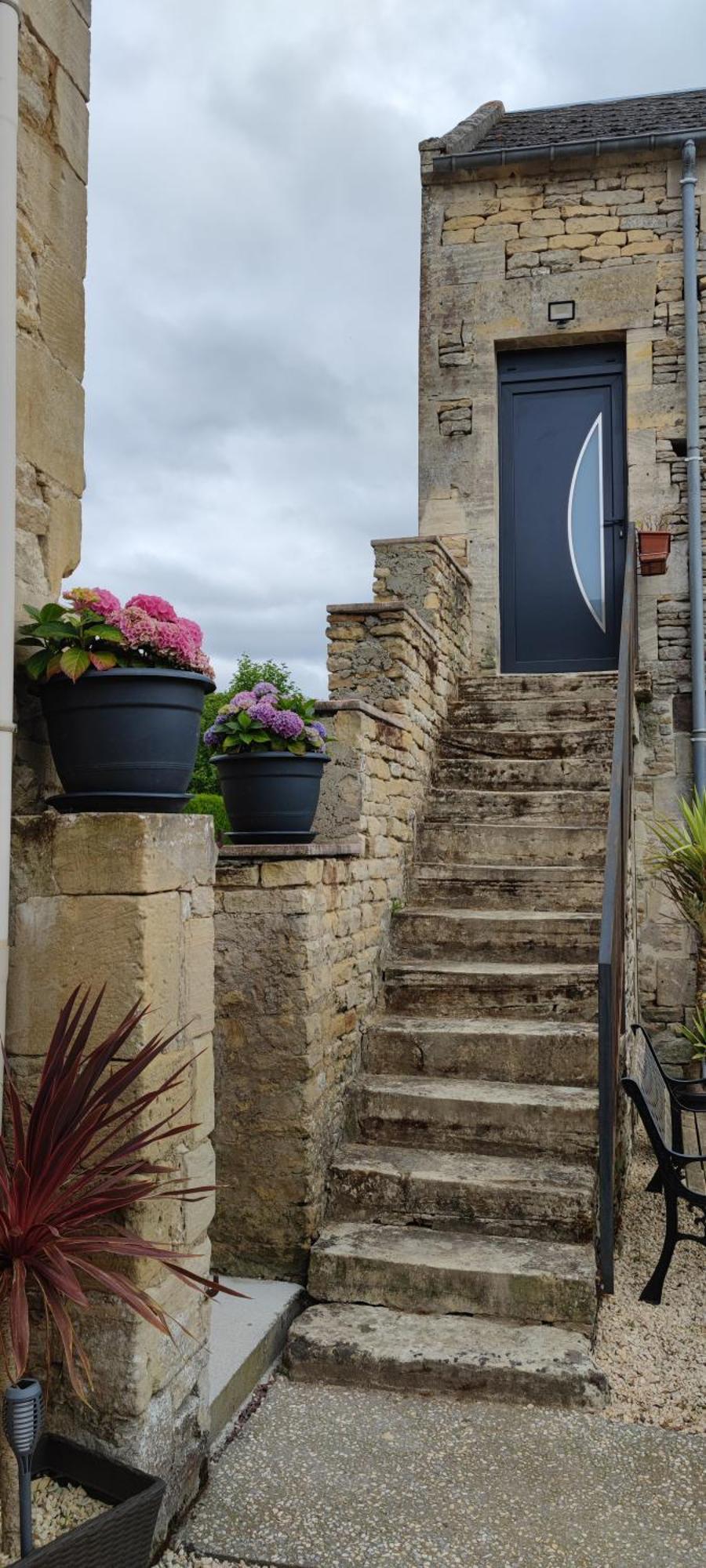 Logement Cosy Parking Prive Situe Au Coeur Du Village Reviers Exteriör bild